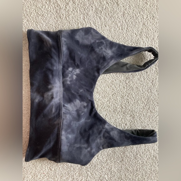 Lululemon align sports bra *reversible*! - Picture 1 of 4